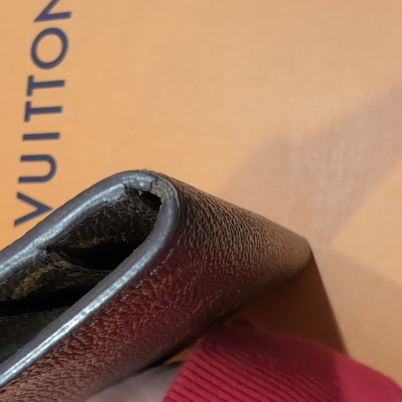 Louis Vuitton Josephine Wallet - Picture 4 of 7